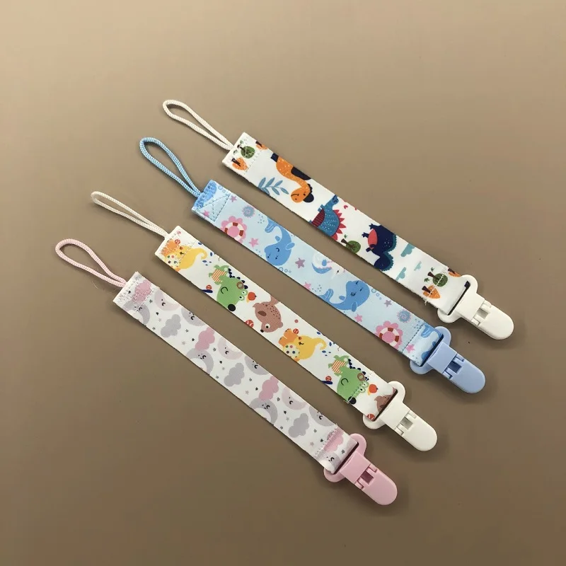 Clip para chupete anticaída con soporte y cadena de dibujos animados - imagen 3