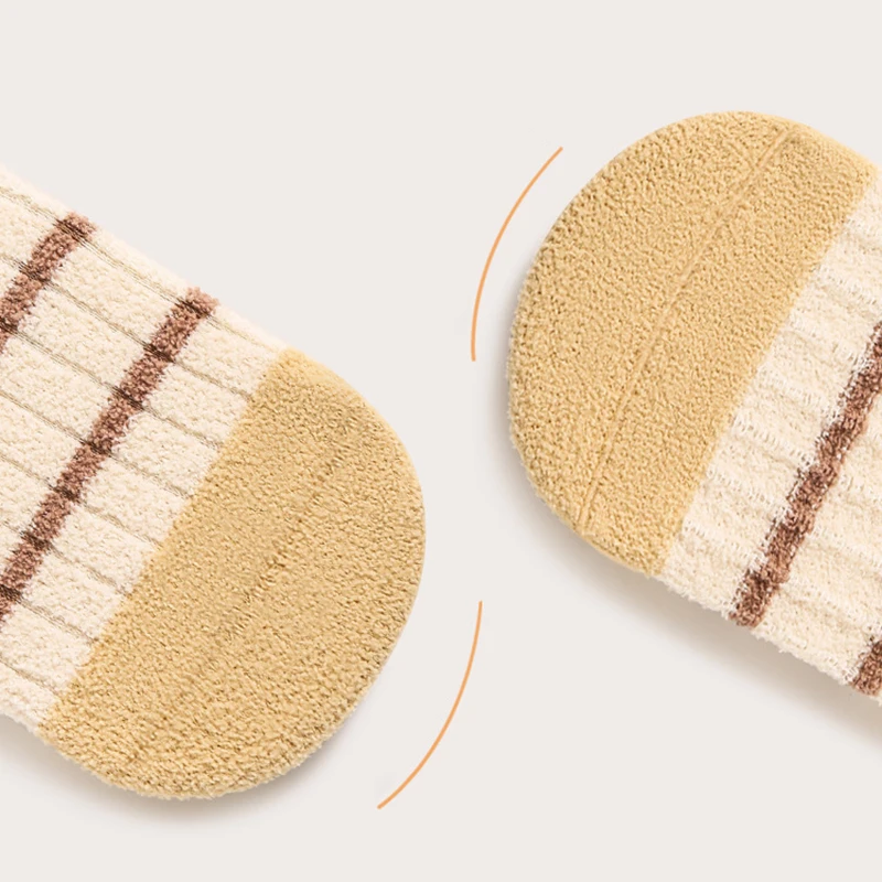 Calcetines polar coral con rayas para niños – Suaves y cálidos - imagen 4