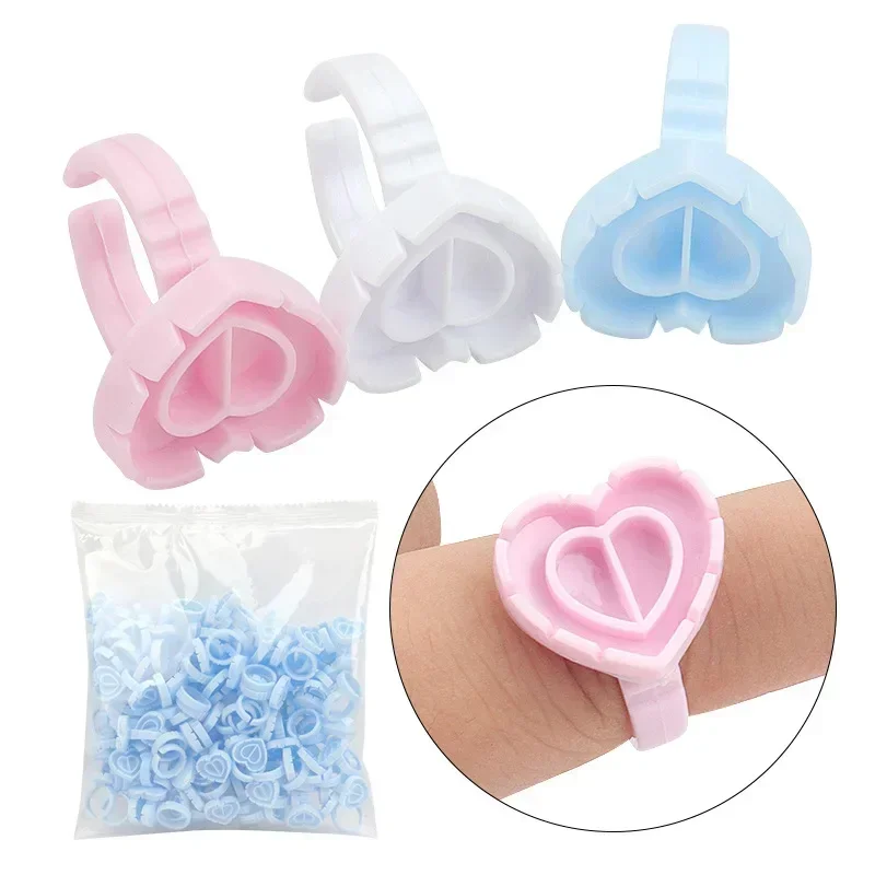 Porta pigmentos y paleta desechable con forma de corazón