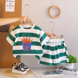 Conjunto de verano bebé a rayas: camiseta manga corta y pantalón corto
