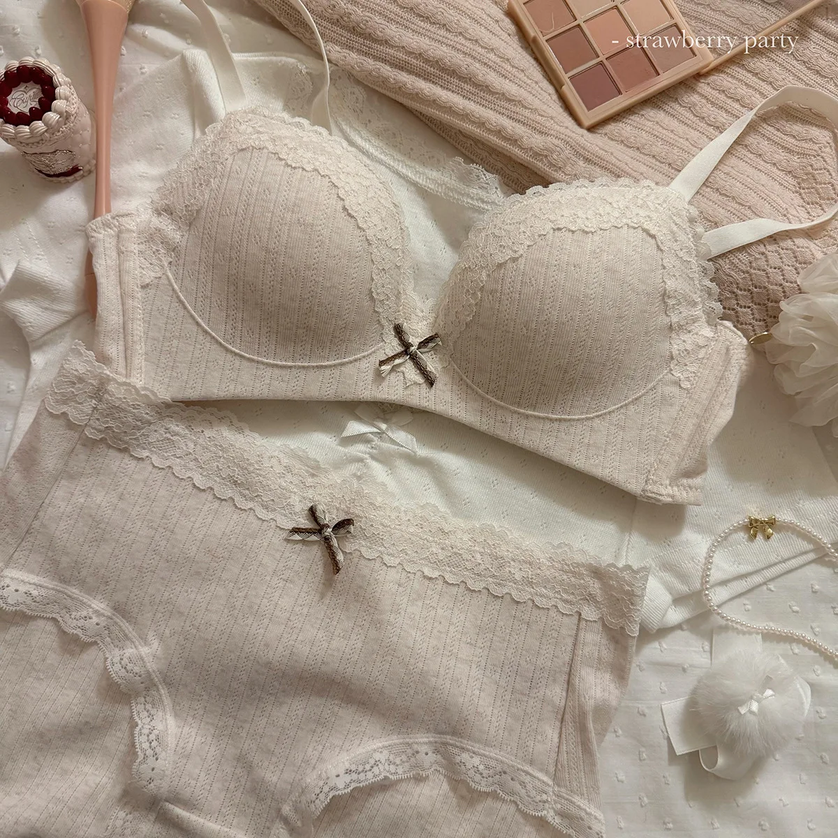 Conjunto sujetador y braguita de encaje para chicas con push-up - imagen 4