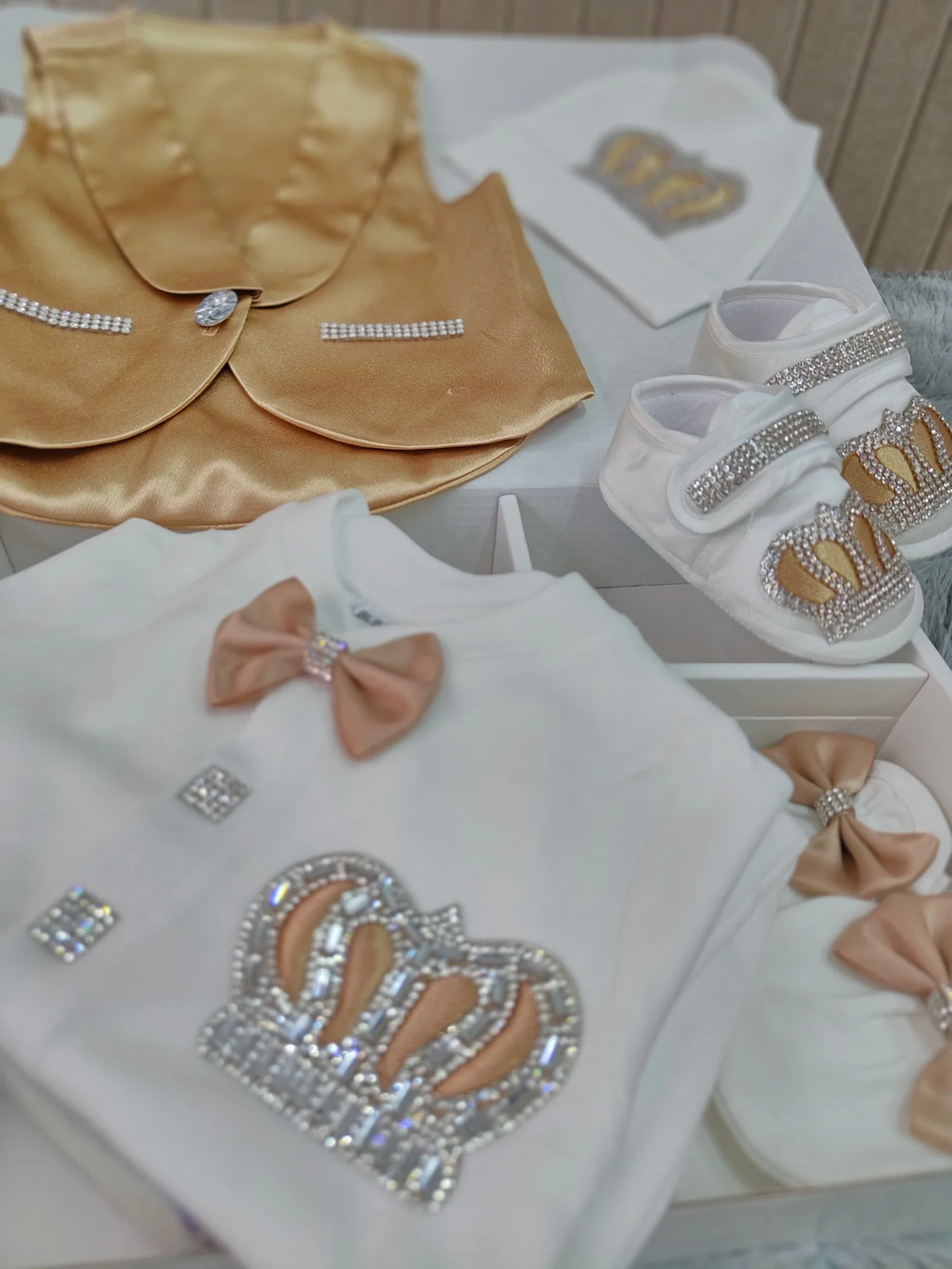 Traje de bautizo bebé príncipe de algodón con chaleco blanco - imagen 3