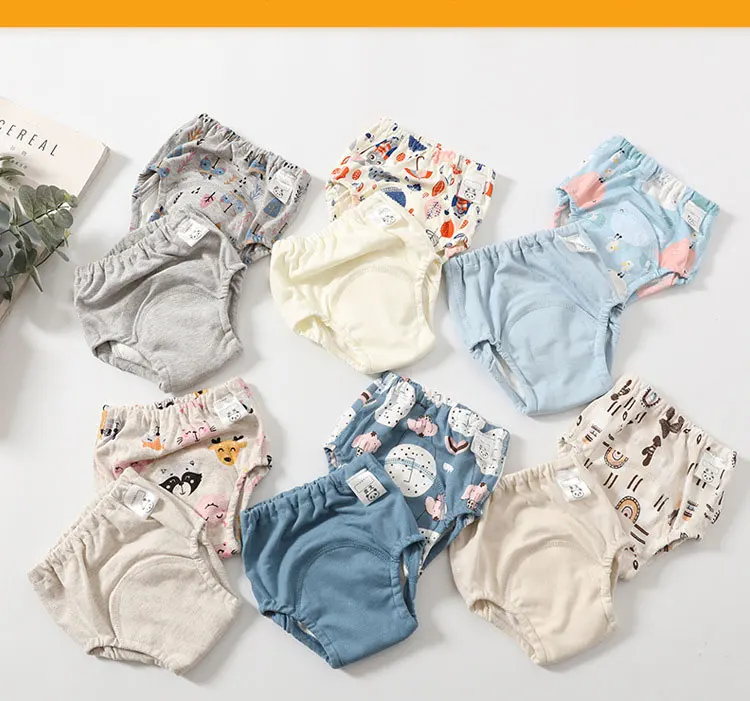 Detalle de la cintura elástica de los pantalones de entrenamiento