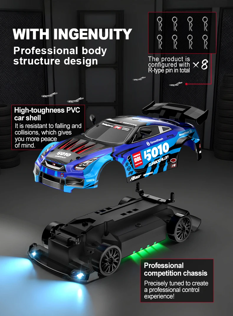 Coche RC 1/24 CONUSEA azul con luces LED sobre superficie de asfalto