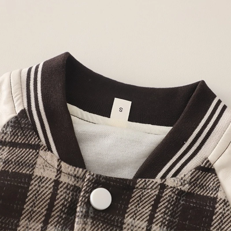 Conjunto bebé primavera-otoño con chaqueta de cuadros y pantalón - imagen 5