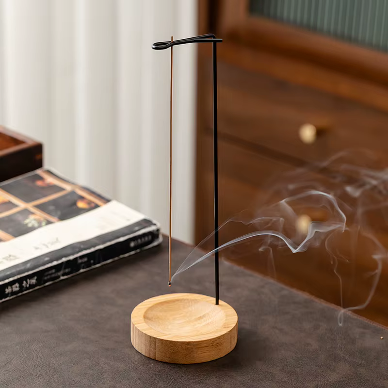 Decoración con madera y sándalo