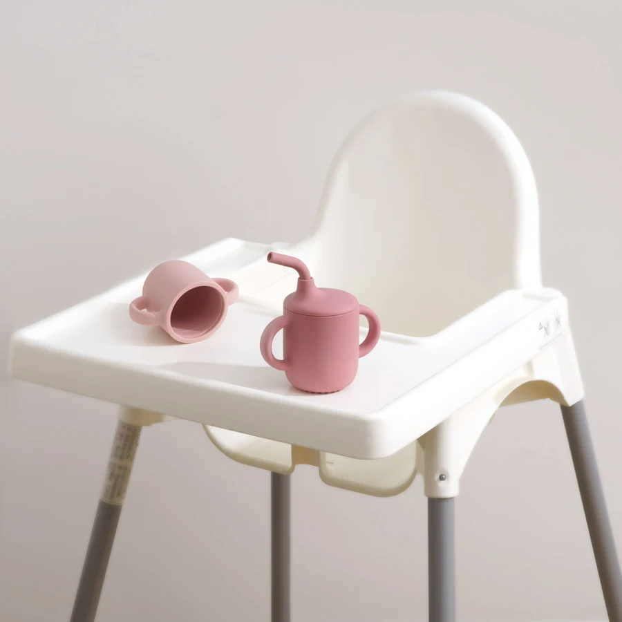 Color Kids Taza de aprendizaje en silicona con pajita portátil - imagen 2