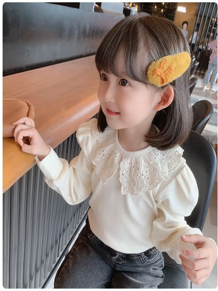 Blusa de encaje infantil lays flat para secado