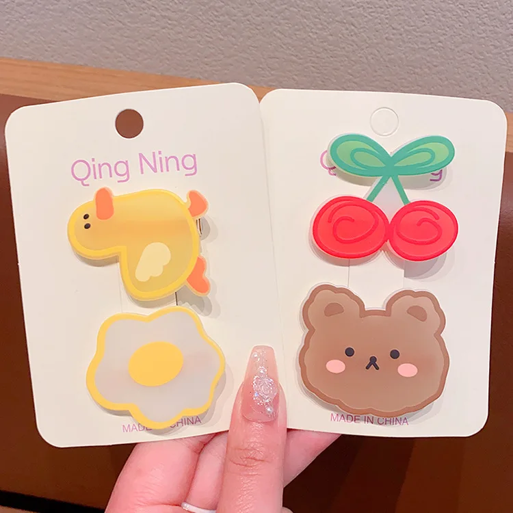 Pinzas para el pelo de pato de dibujos animados con cerezas acrílicas