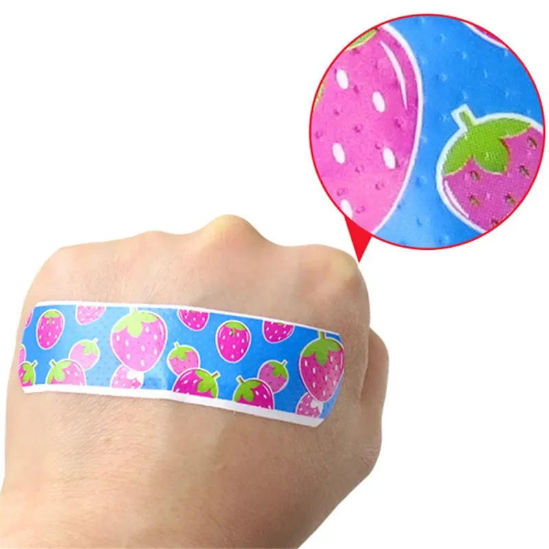 Diseño Kawaii de tiritas infantiles