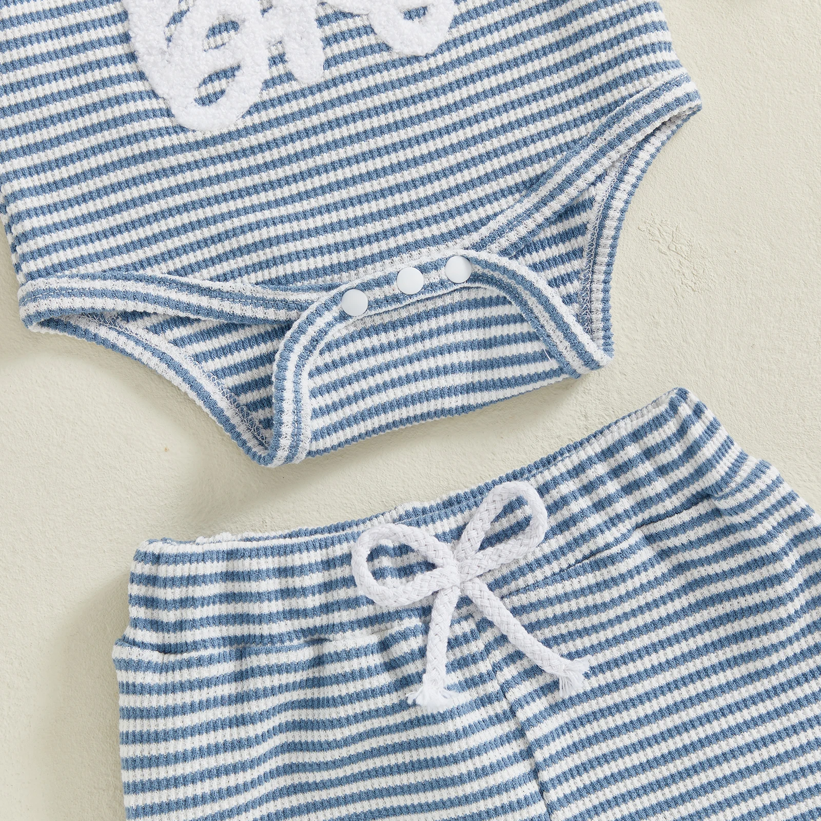 Conjunto pantalones bebé rayas y bordado de letras pierna larga - imagen 4