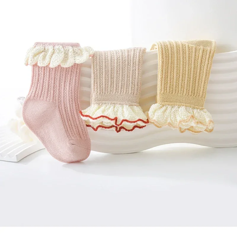 Calcetines de algodón con encaje para bebé niña otoño-invierno - imagen 4