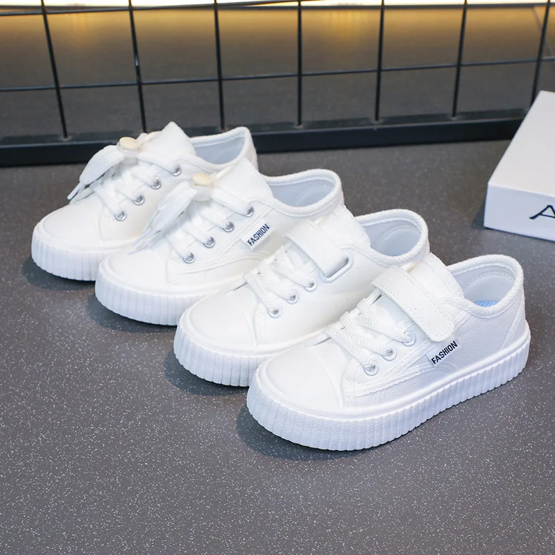 Zapatos de lona infantiles transpirables de suela blanda