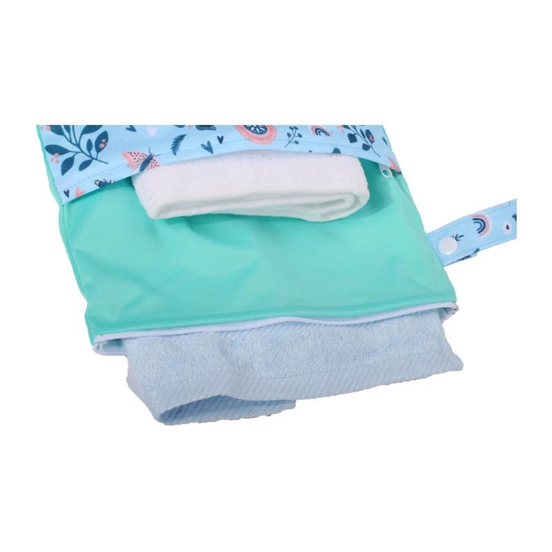 Babyshow Bolsa reutilizable para pañales con compartimento seco-húmedo - imagen 5