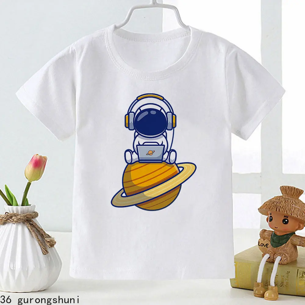 Camiseta espacial divertida para niño de 2 a 12 años – Estampado moderno - imagen 5
