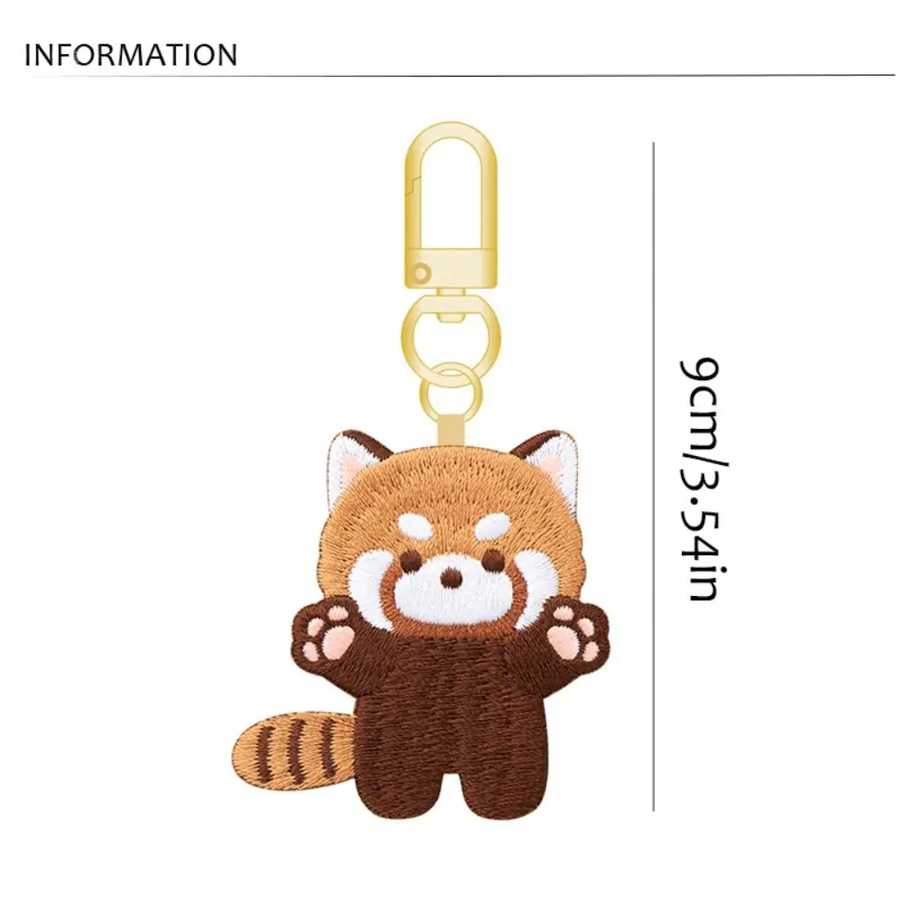 Panda rojo kawaii con temática de té con leche