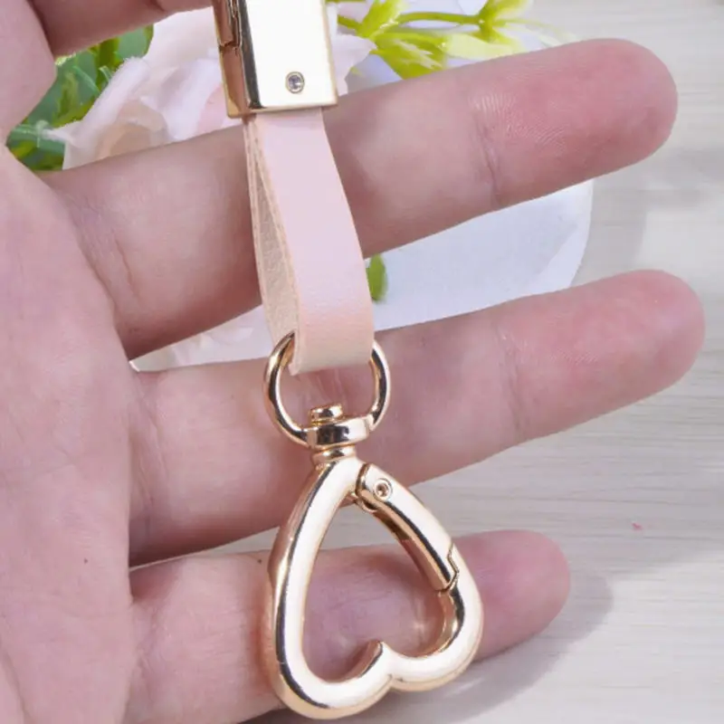 Llavero de coche metálico con pinza para llaves y cordón - imagen 4