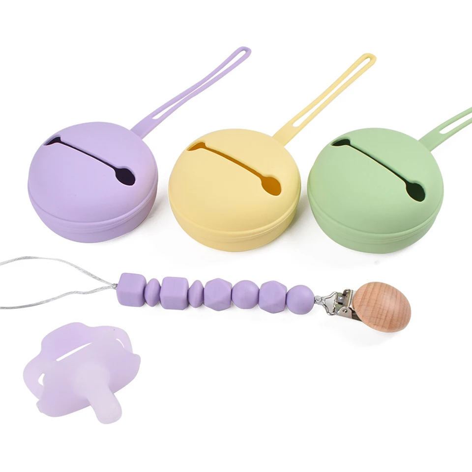 Juego de estuches en diferentes colores