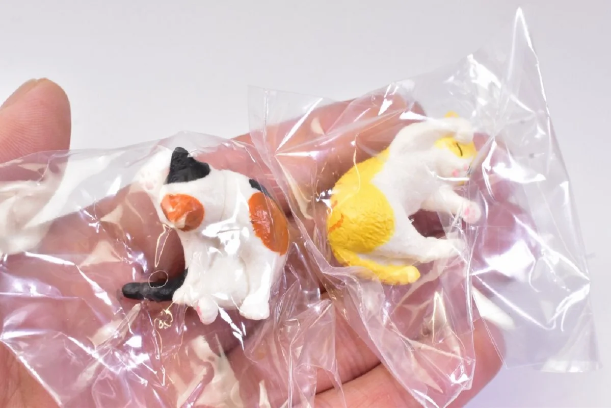 Tarlin figura gashapon de gatito calicó sentado para coleccionar - imagen 4