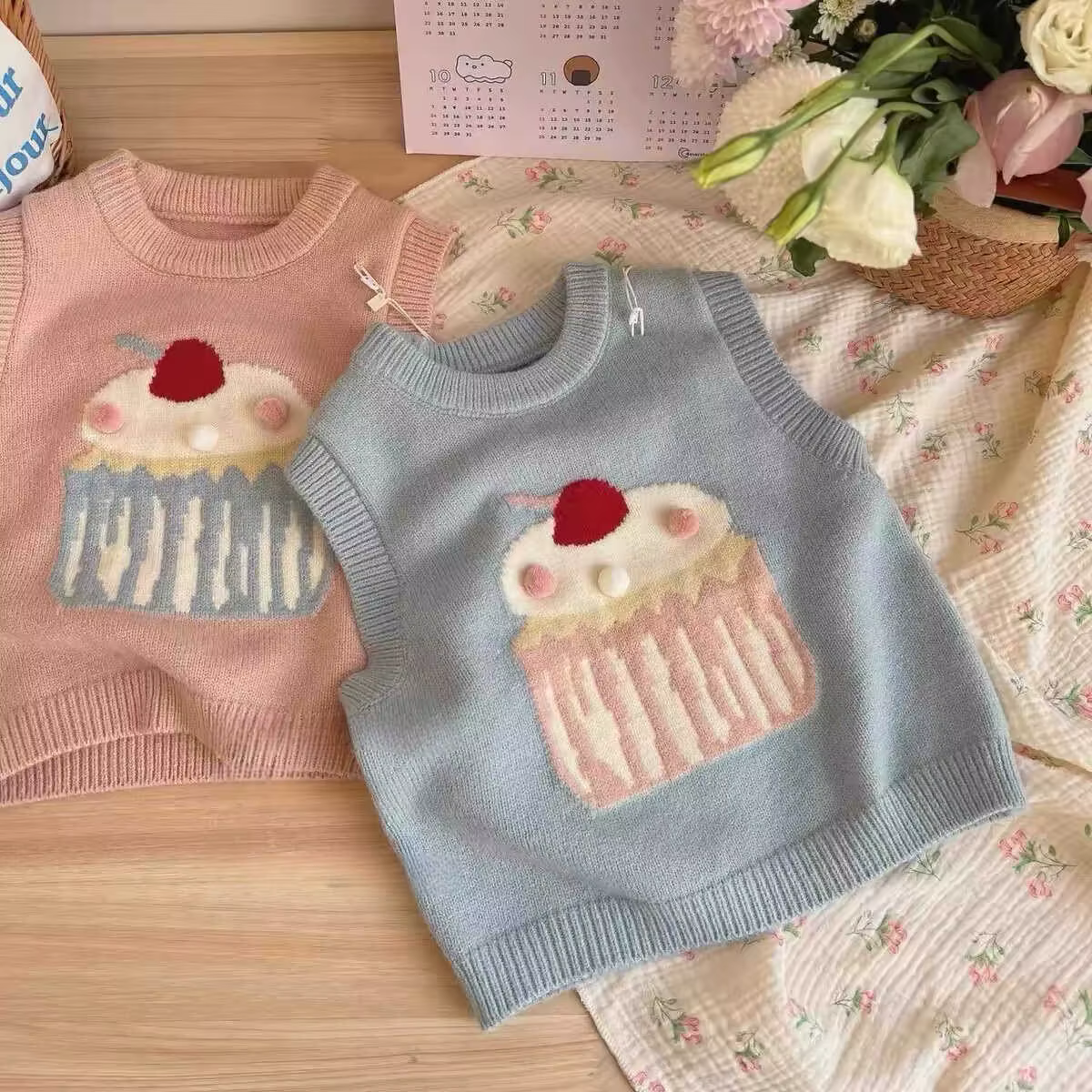 Chaleco de punto para niñas en estilo de entretiempo