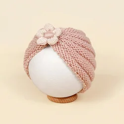 Gorro turbante de ganchillo para bebé con tiras térmicas y flores