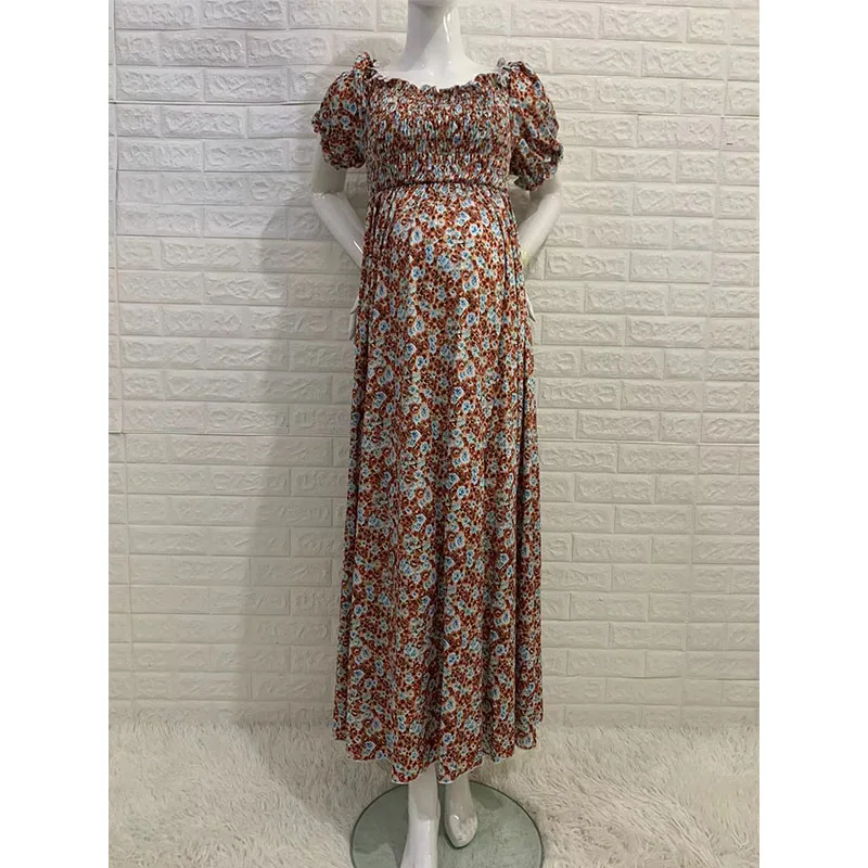 Vestido de maternidad estampado, cuello cuadrado y falda plisada - imagen 4