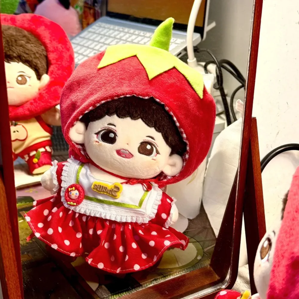 Conjunto de ropa en algodón para muñeca: falda tomate y sombrero rojo - imagen 2