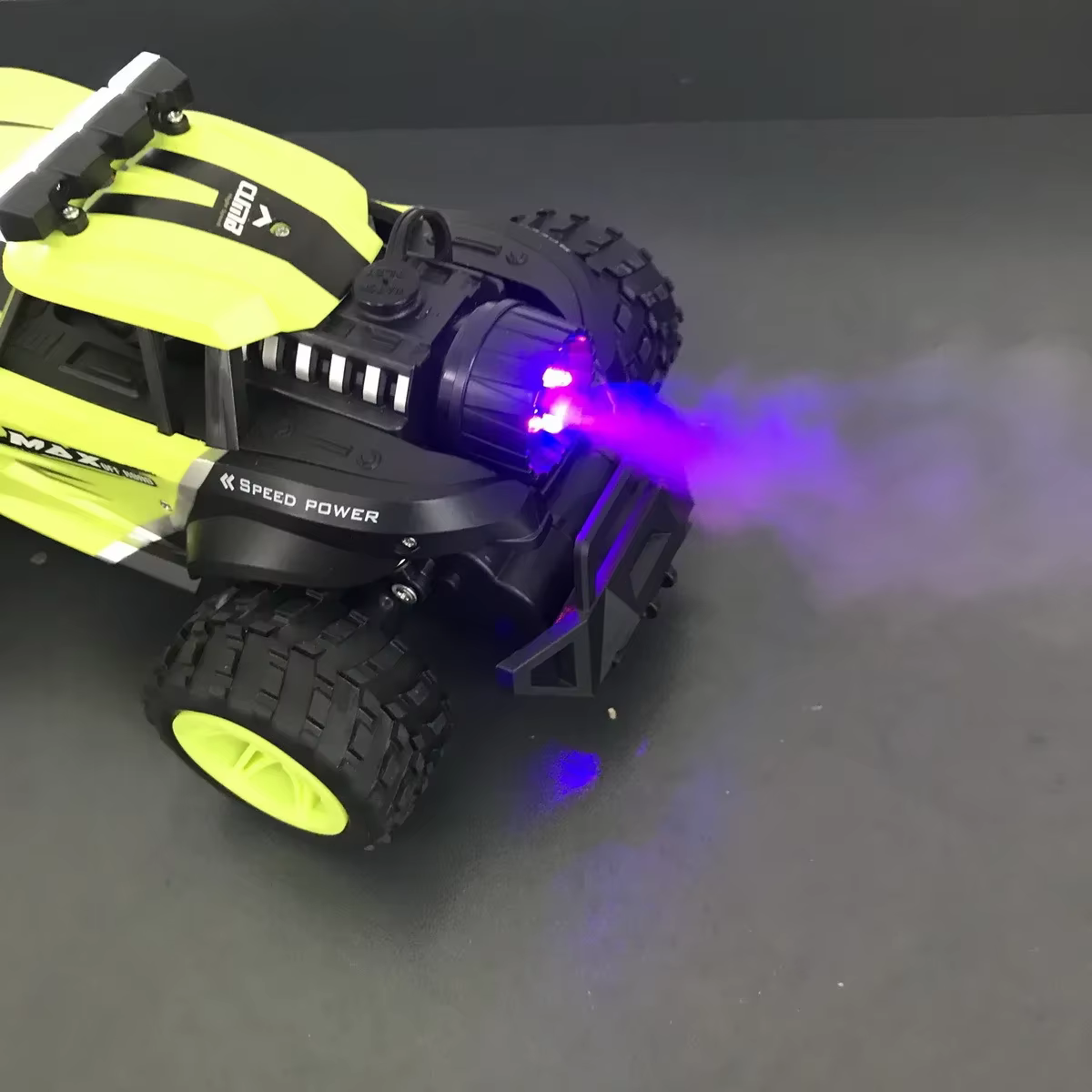 Coche teledirigido RC todoterreno buggy de derrape con tracción - imagen 2