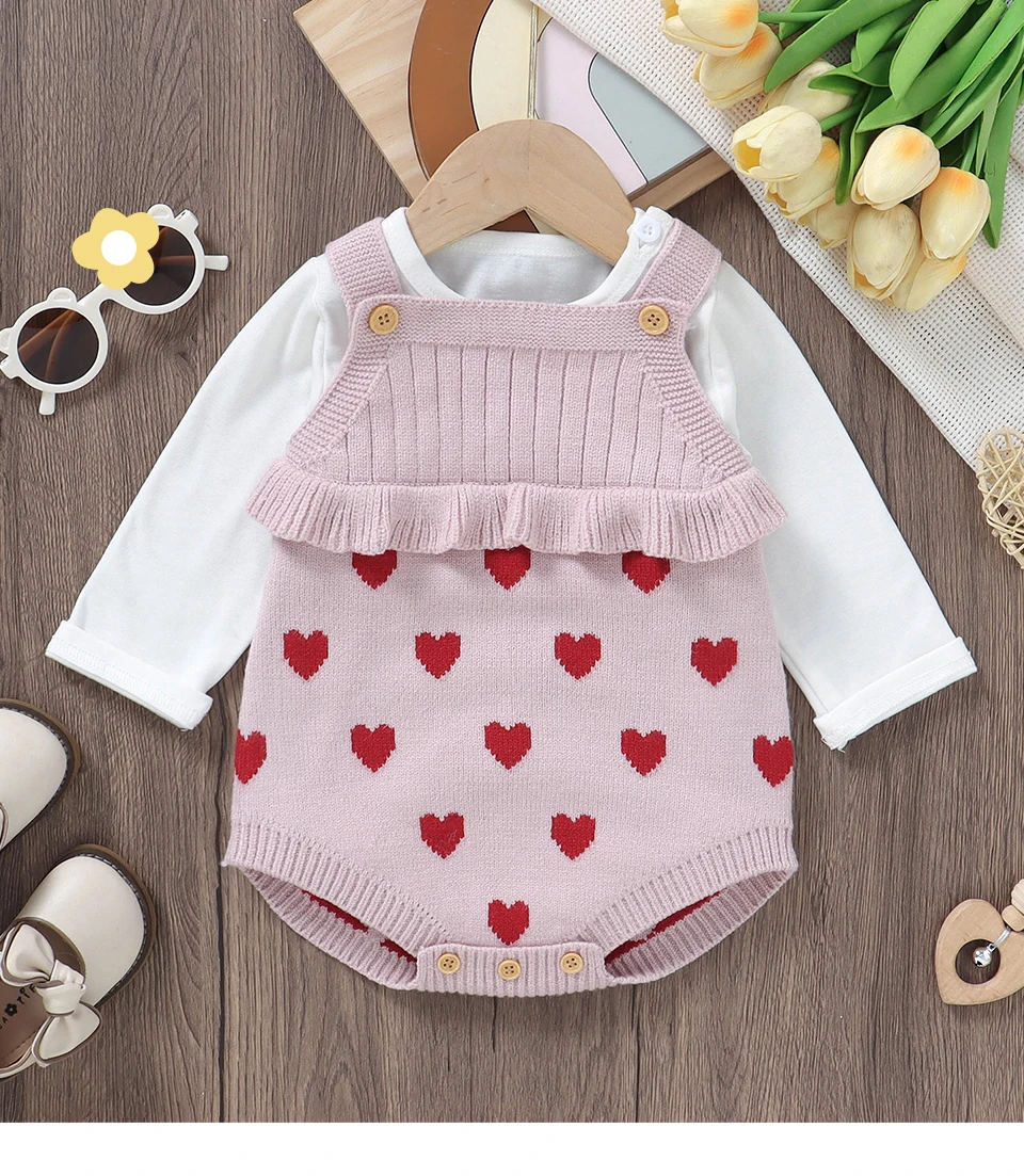 Bodysuit rosa con detalle de corazón