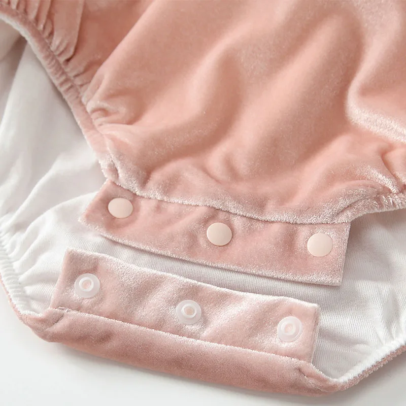 Mono rosa de terciopelo manga larga para niña con lazo y diadema