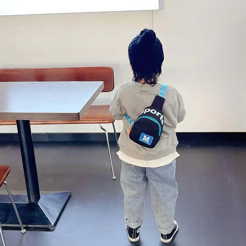 Mini bolso bandolera infantil moderno para guardería y viajes - imagen 4