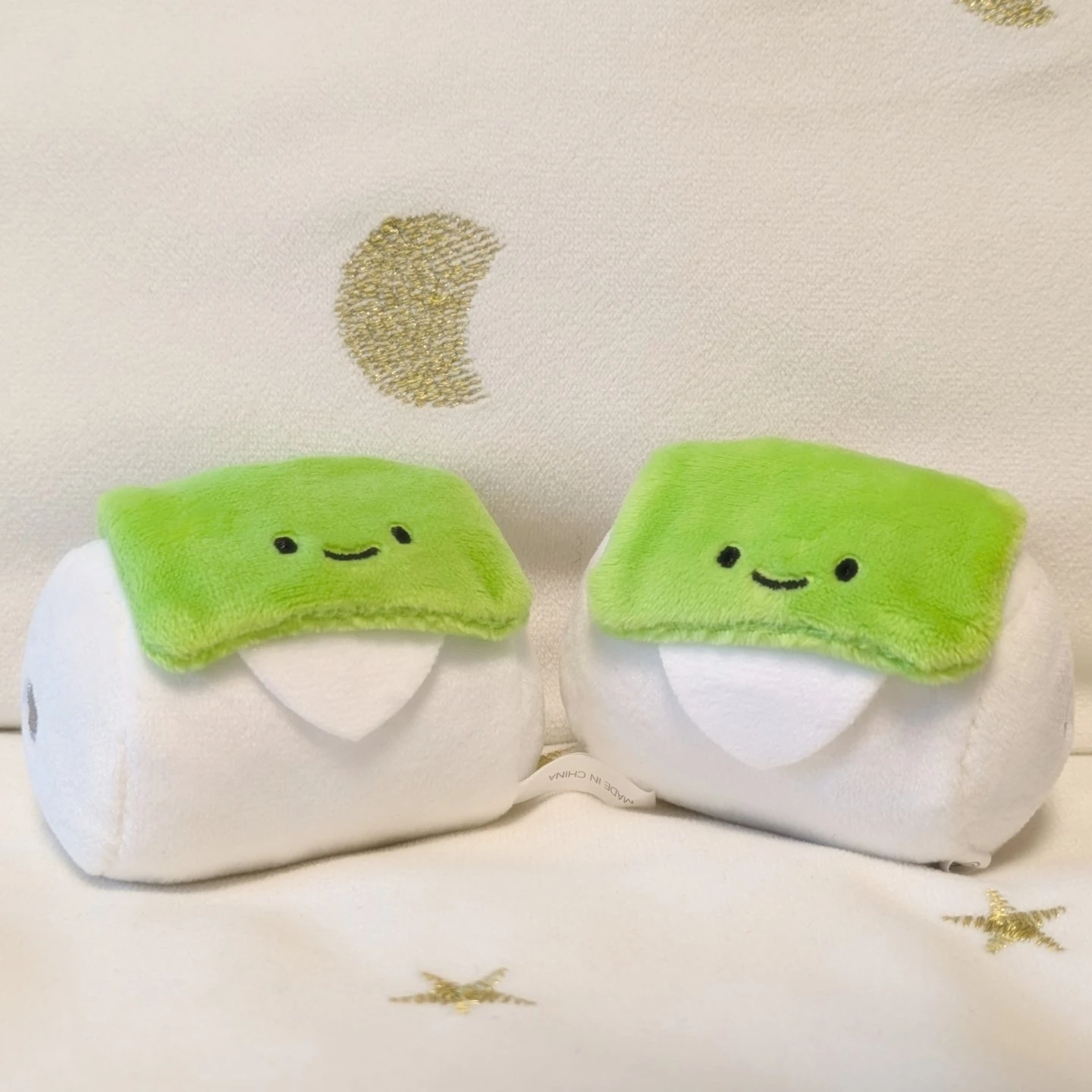 Peluche colgante de inodoro con ojos redondos Qualia - imagen 4