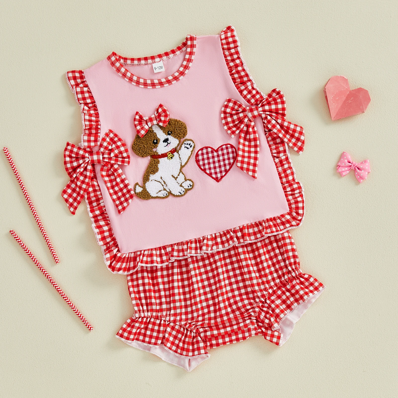 Conjunto de bebé para San Valentín con corazón bordado y cuadros