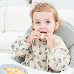 Babero impermeable para bebés con manga larga – Suave y práctico