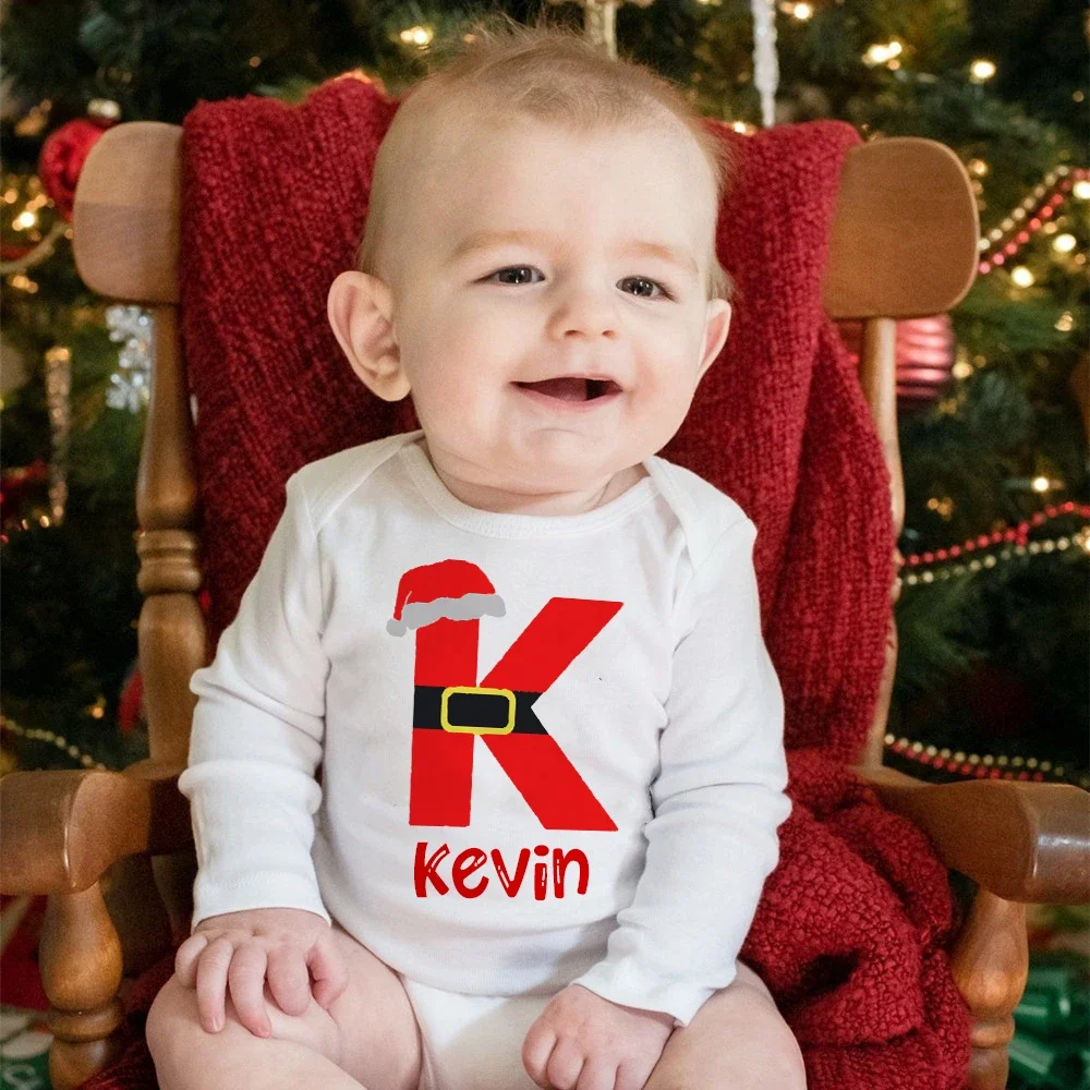 Gorro de Papá Noel para bebé – Inicial personalizada - imagen 3