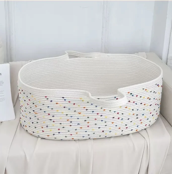 Detalles hechos a mano en accesorios para muñeca