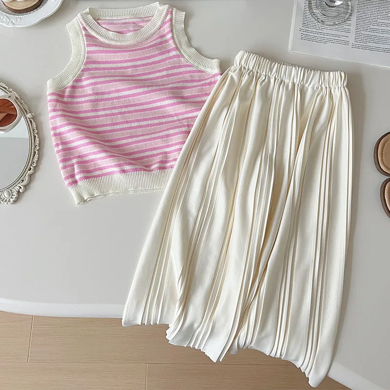 Conjunto verano niña de rayas: top sin mangas y pantalón suelto