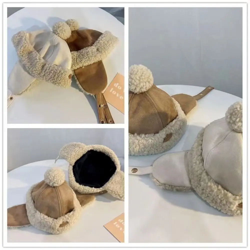 Detalle del forro polar y ajuste con botones