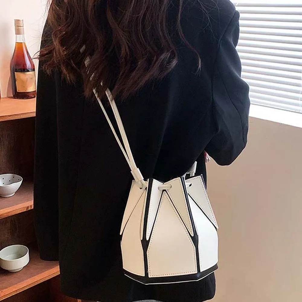 Bolso bandolera plegable para llevar con ropa casual