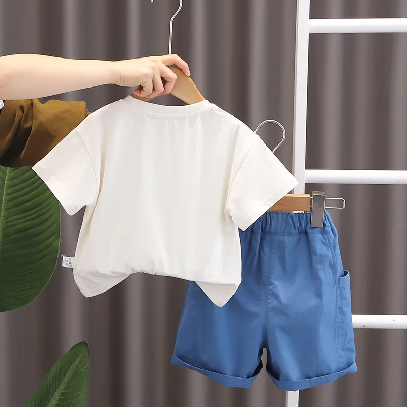 Conjunto verano niño: camiseta manga corta y pantalón corto con diseños animados - imagen 2