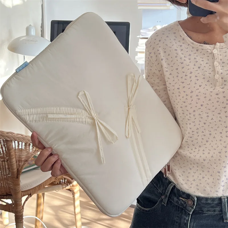 Funda acolchada con lazo para portátil y tablet esponjosa