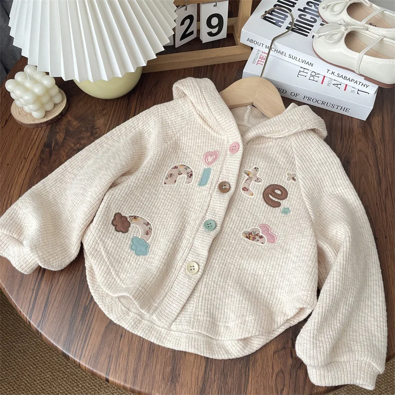 Cardigan con capucha para bebé – Prenda de otoño y primavera - imagen 5