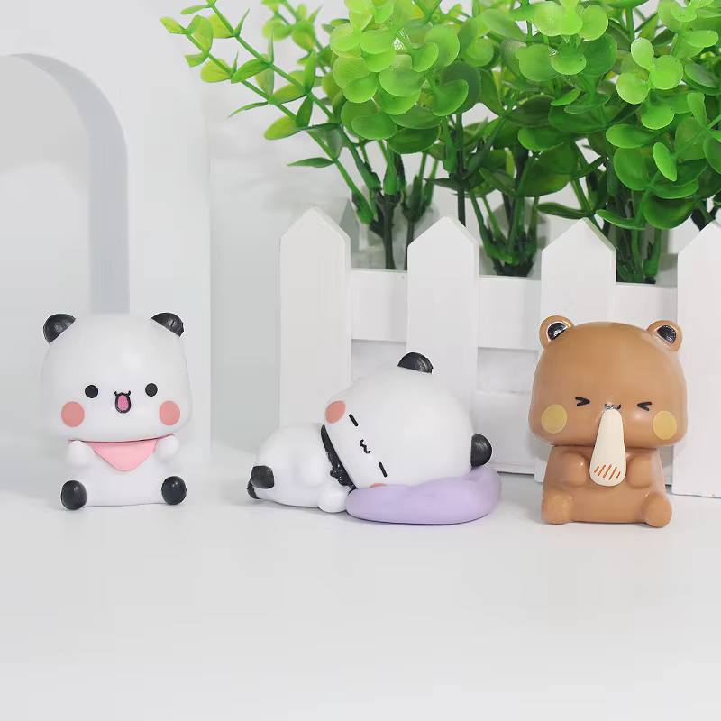 Varias figuras listas para decorar