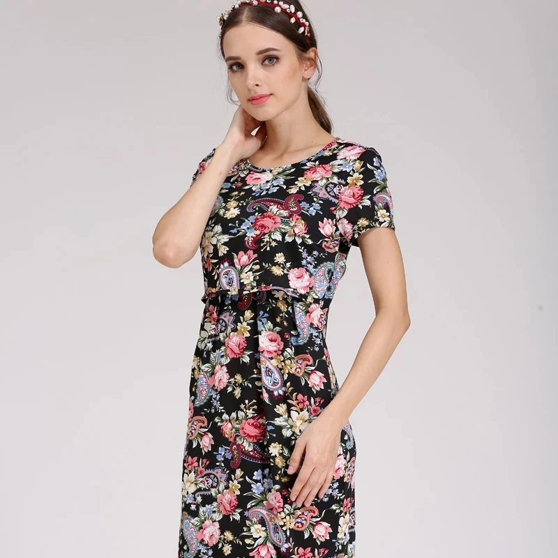 Diseño floral teñido como se muestra en las imágenes