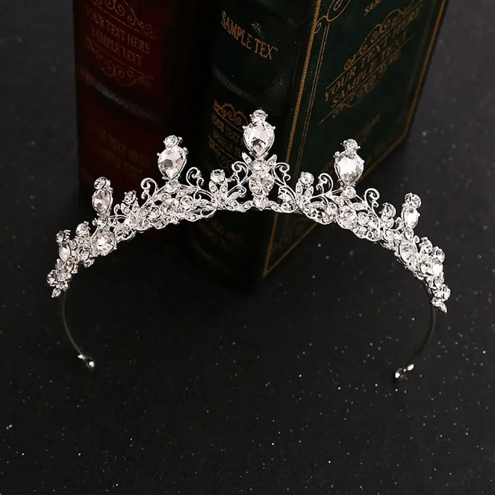 Peineta de novia con hojas de cristal y pedrería - imagen 2