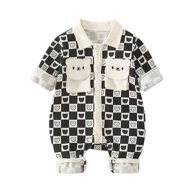 Pelele bebé unisex a cuadros con cuello tipo polo y oso suave