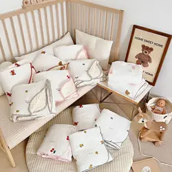 Manta Minky bebé reversible en muselina con estampado oso-luna