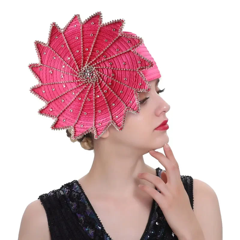 Tocado elegante con pedrería