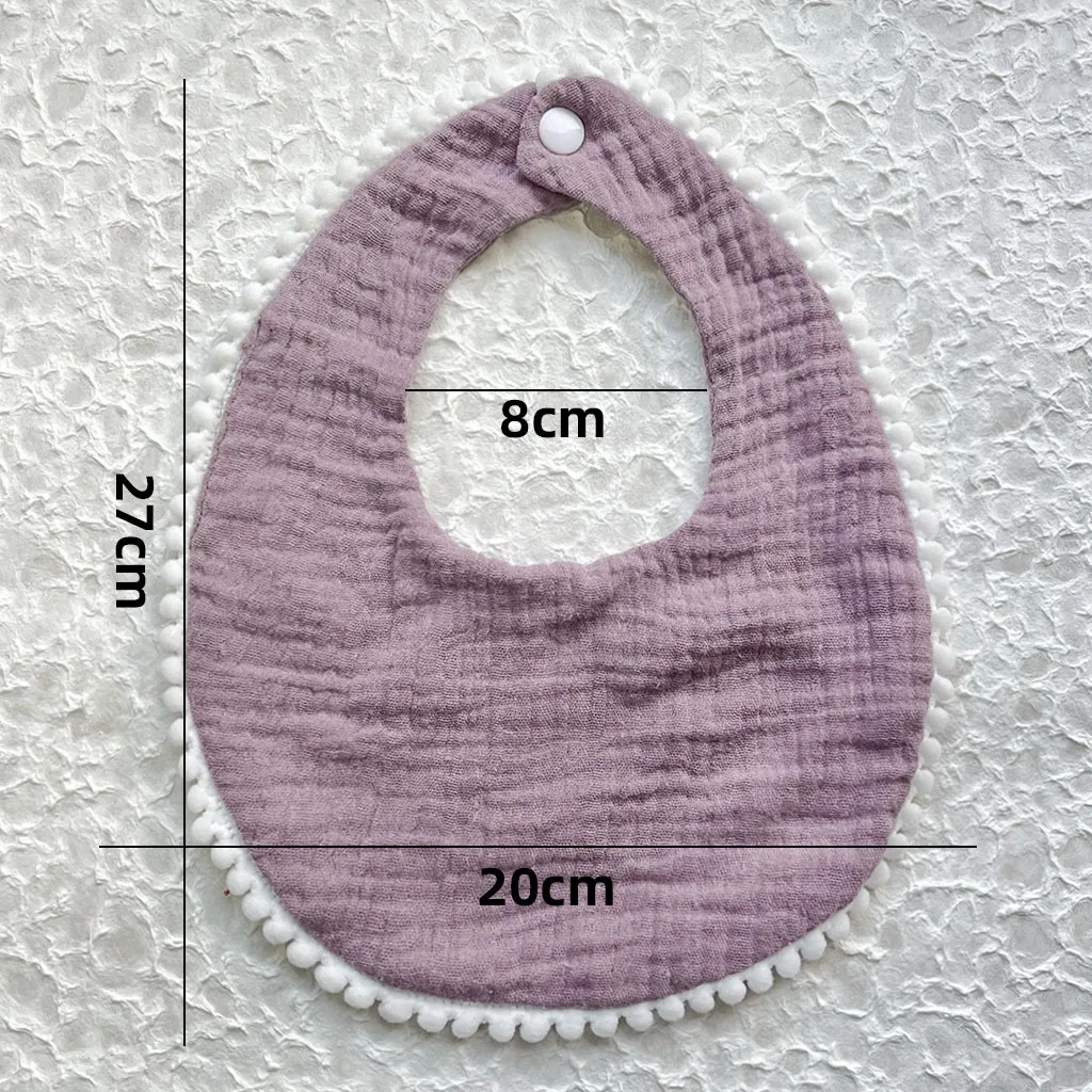 Babero bandana de gasa orgánica con volantes en color beige