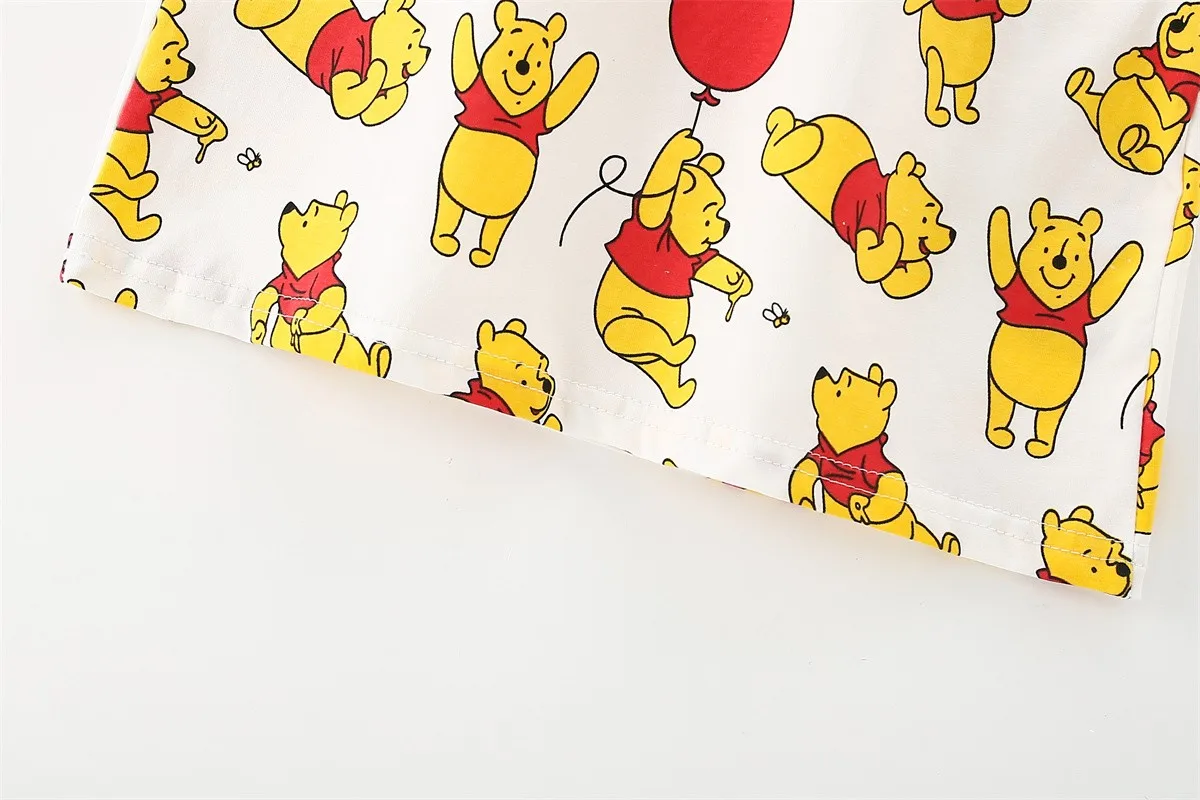 Camiseta infantil de manga corta con cuello redondo